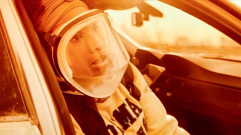 Breathe Trailer: Jennifer Hudson and Milla Jovovich struggle to get oxygen