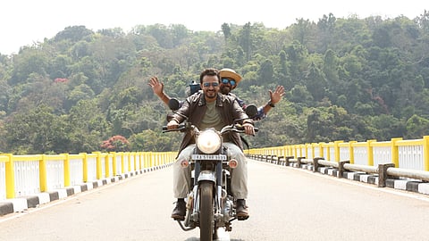 Jog 101 Movie Review: Fails to capture the beauty of the setting and its genre