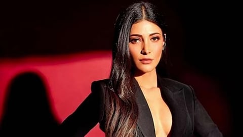 Shruti Haasan starts shooting for Chennai Story
