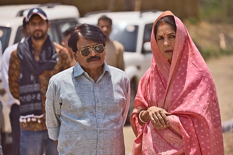 Raghubir Yadav and Neena Gupta in Panchayat