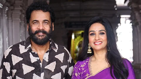 Sivaji (L) and Laya (R)