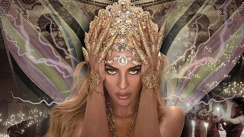 Jacqueliene Fernandez in the poster cover of the song