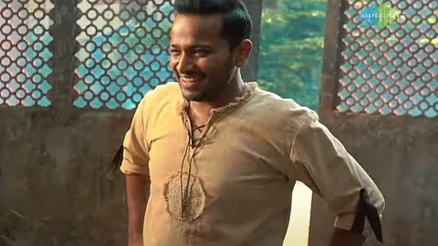 'Badass Bitch' song from Pushpaka Vimanam out