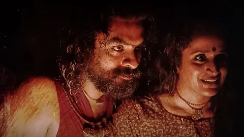 Jukebox of Tovino Thomas-starrer Ajayante Randam Moshanam (ARM) out