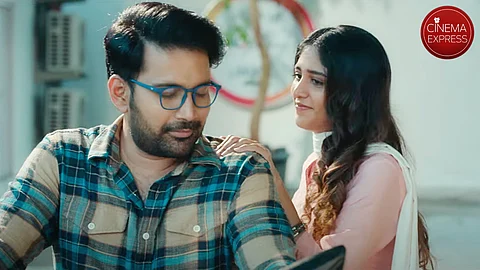A still from Santhana Prapthirasthu