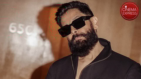 Vikram praises his Veera Dheera Sooran gimbal operator Vivek