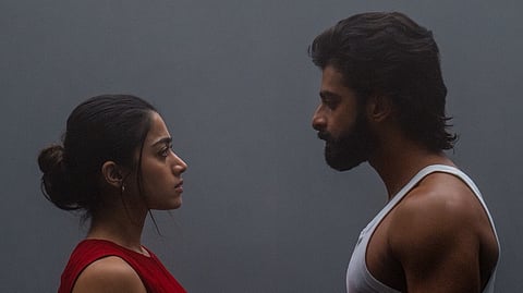 ‘Nadhive’ from The Girlfriend is an evocative slow dance romantic song
