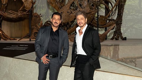Salman Khan’s new photo with Shah Rukh Khan from Abu Dhabi sets the internet abuzz