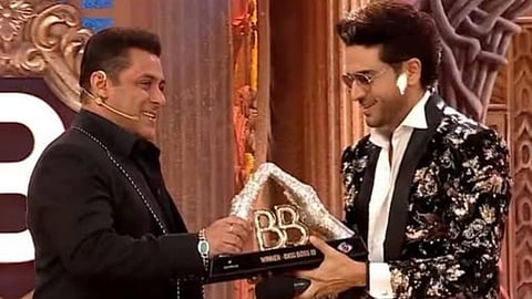 Bigg Boss 19: Gaurav Khanna crowned as title winner, takes home Rs 50 lakh cash prize