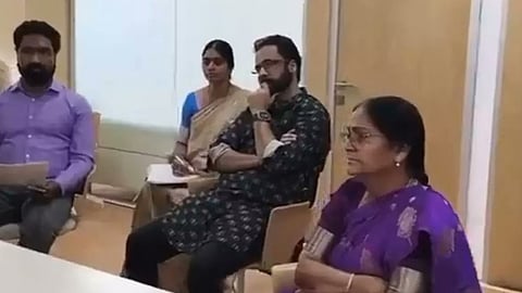 Sivaji: People close to me conspired against me