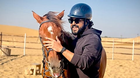 Karthi's horse riding impresses netizens, evokes Vanthiyathevan from Ponniyin Selvan