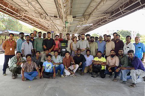 Pari Elavazhagan with cast and crew of the film