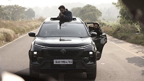 Patriot second look poster reveals intense chase sequence with Mammootty, Mohanlal and Kunchacko Boban