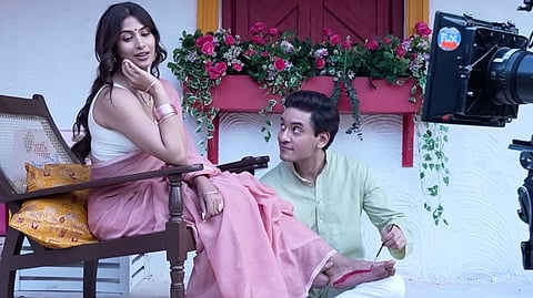 Maatrubhumi makers release BTS video of ‘Mera Jee Nahi Bhara’ song