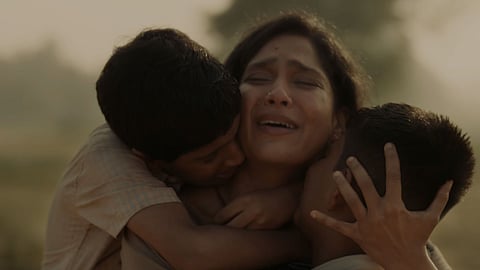 Screengrab from 'Amma Amma Dhaan' in Nooru Saami