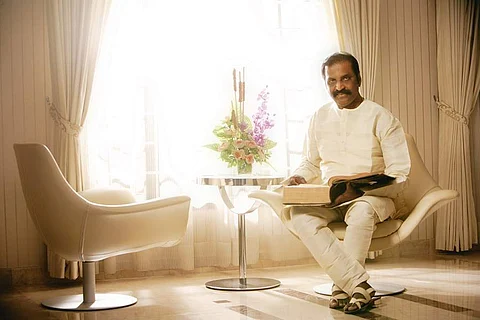 Vairamuthu lends his voice for Suseenthiran's next