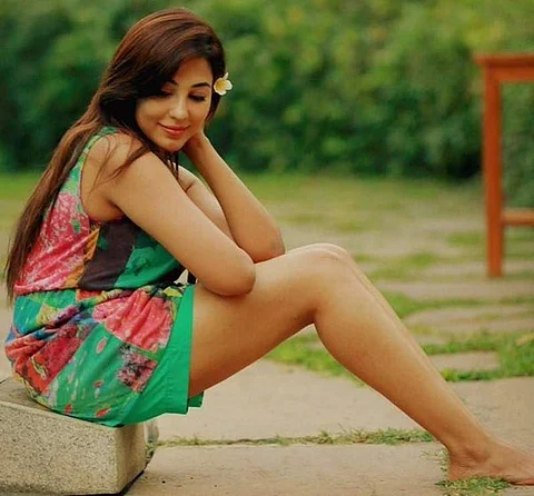 Parvatii Nair to replace Oviya