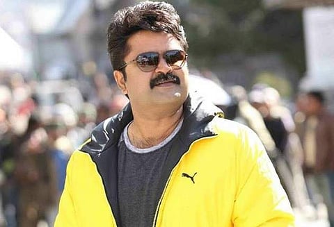 Anoop Menon to pen Ente Mezhuthiri Athazhangal