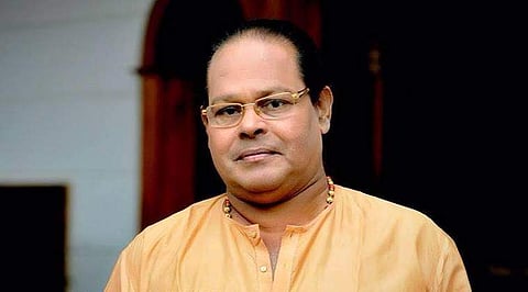 Innocent to play a theatre operator