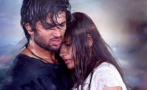 Ye Mantram Vesave Review: A muddled outdated mess