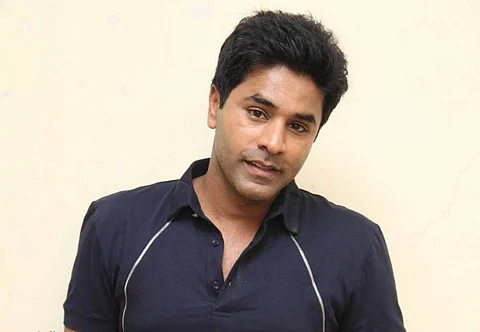 Nagendra Prasad turns villain for Koothan