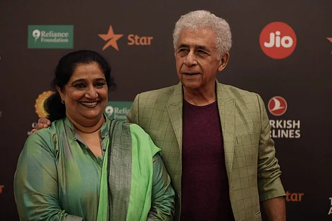 Seema Pahwa and Naseeruddin Shah