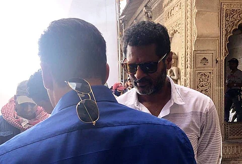 Salman Khan starts shooting for Dabangg 3