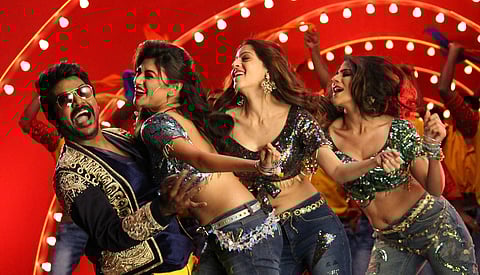 Muni 4: Kanchana 3 Review: A hurtful addition to a hit franchise