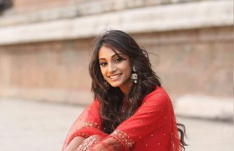 AnuKreethy-Vas