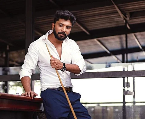 Director Maruthi and Nakul team up for Hale Dove Nenapalli