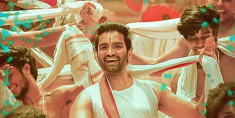 Listen to the quirky Maalai Nera from Santhanam's A1
