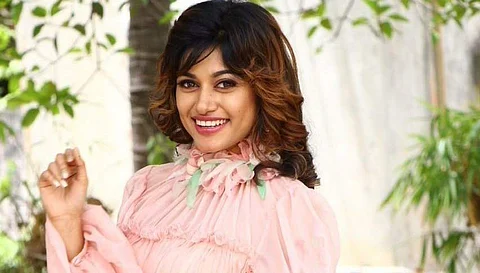 Oviyaa Kalavani 2