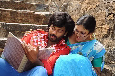 Kadhal Munnetra Kazhagam Movie Review