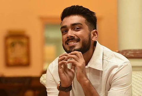 Jayaraj signs Kalidas Jayaram for Backpackers