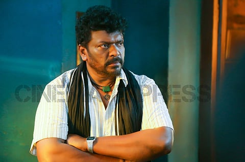 Oththa Seruppu Movie Review Parthiban