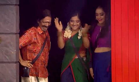 Bigg Boss Tamil 3 update: Look who's back! Sakshi, Mohan Vaidya, Abhirami re-enter the show