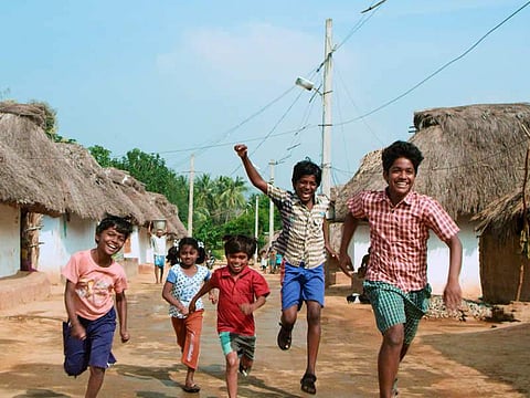 Pizhai Movie Review: A tragedy of errors