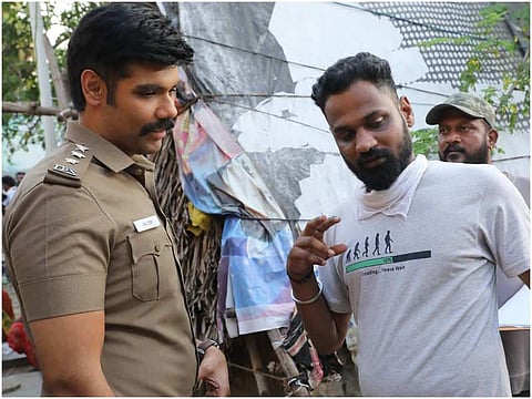 Location Diaries: Khaki diaries