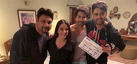 Maniesh Paul begins shooting Jug Jugg Jeeyo with Varun Dhawan and Kiara Advani