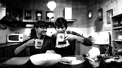 Actor Kishore dons directorial hat for Black and White
