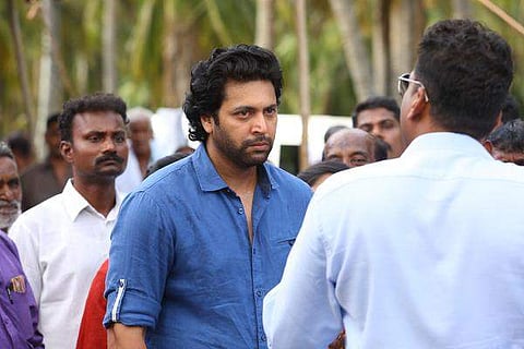 Bhoomi Movie Review: The film is serious, we process it as a comedy