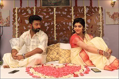 Murungaikkai Chips Movie Review: Plenty of wasted potential