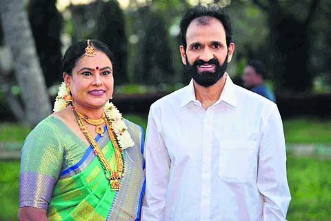 Raghavendra Rajkumar joins the sets of Preethi S Babu’s Raaji