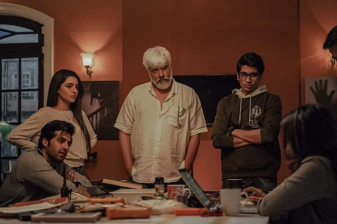 Twenty years after Raaz, Vikram Bhatt and Mahesh Bhatt reunite for horror film Cold