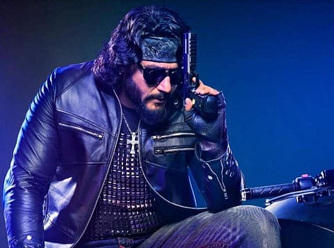 Roberrt Movie Review: Darshan strikes a fine balance between class and mass in this revenge drama