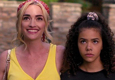 Netflix renews Ginny and Georgia for season 2