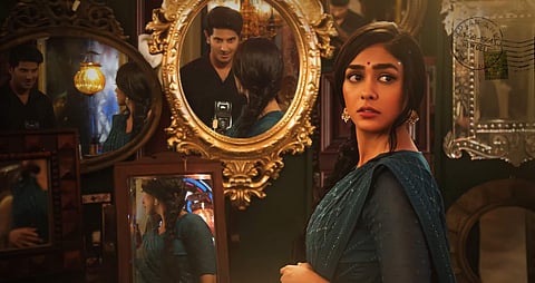 Mrunal Thakur's first look from Dulquer Salmaan-Hanu Raghavapudi film out