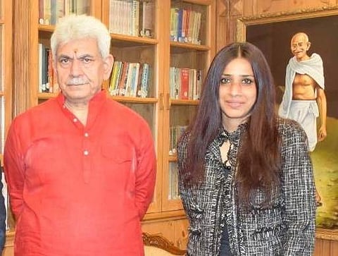 Producer Ashvini Yardi meets Jammy & Kashmir's Lieutenant Governor to discuss film provisions
