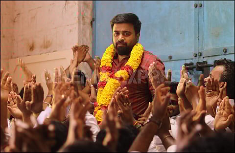 Kombu Vatcha Singamda Movie Review: A subdued Sasikumar shoulders an okayish Sundarapandian reboot