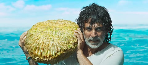 Ram Setu Movie Review: Akshay Kumar and logic go out to sea